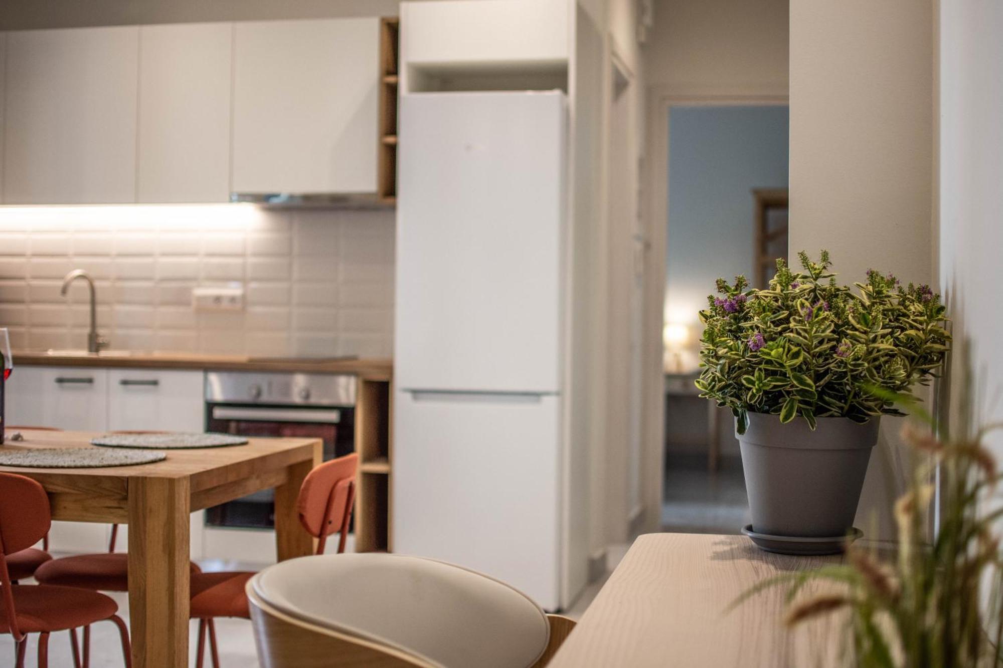 Apartment Legas *